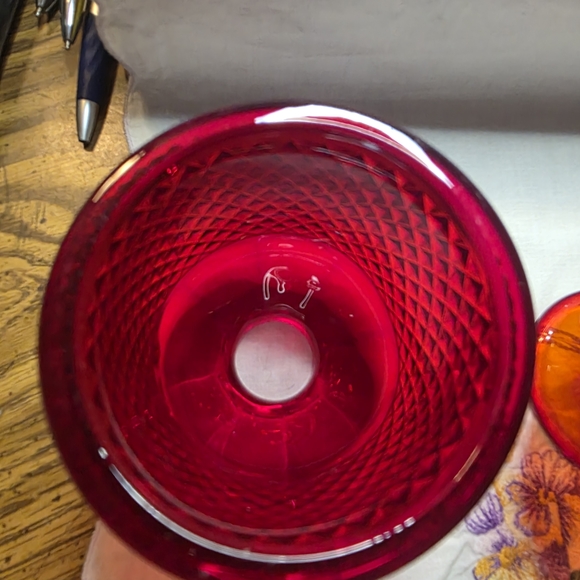 Ruby Red Diamond Point Fairy Lamp, Or A "Glimmer" lamp, produced By Viking Glass - Picture 6 of 12